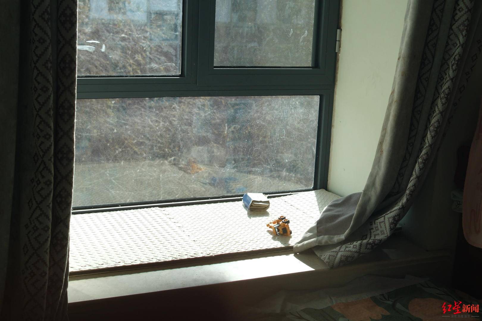 8岁自闭症男童苍山走失后身亡 深陷漩涡的父母:<strong></p>
<p>如何挖虚拟币</strong>我们全家都在用爱托举这个孩子丨2025未完待续