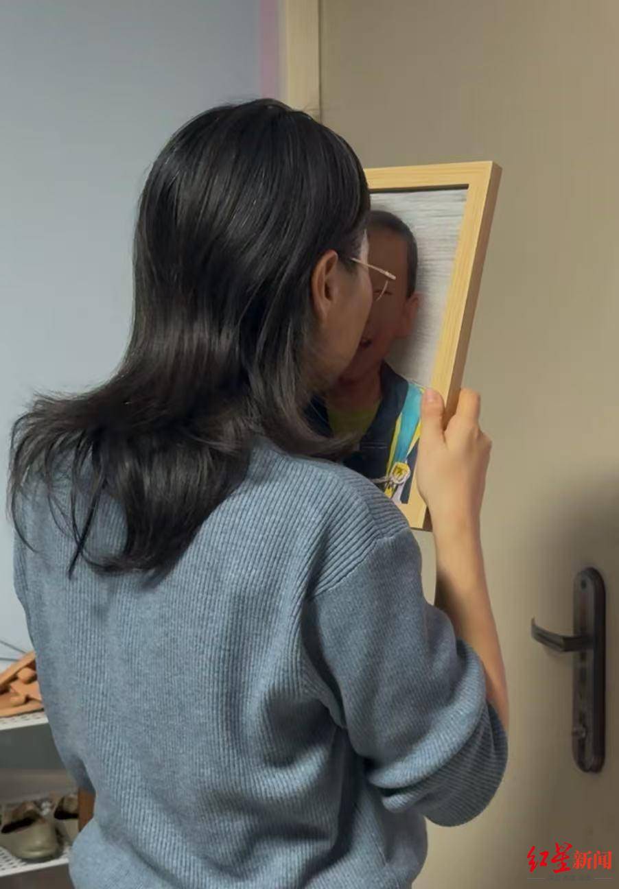 8岁自闭症男童苍山走失后身亡 深陷漩涡的父母:<strong></p>
<p>如何挖虚拟币</strong>我们全家都在用爱托举这个孩子丨2025未完待续