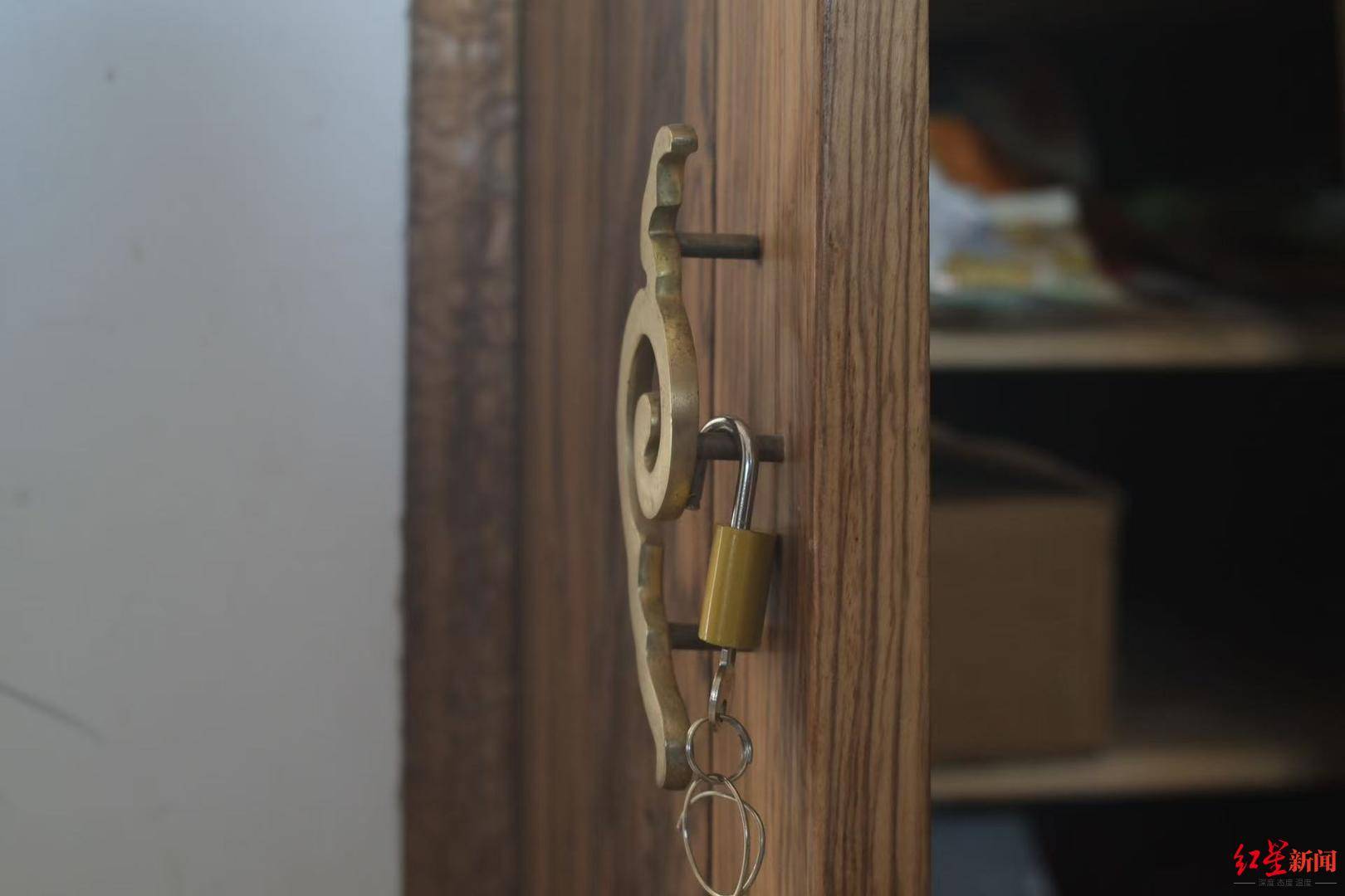 8岁自闭症男童苍山走失后身亡 深陷漩涡的父母:<strong></p>
<p>如何挖虚拟币</strong>我们全家都在用爱托举这个孩子丨2025未完待续