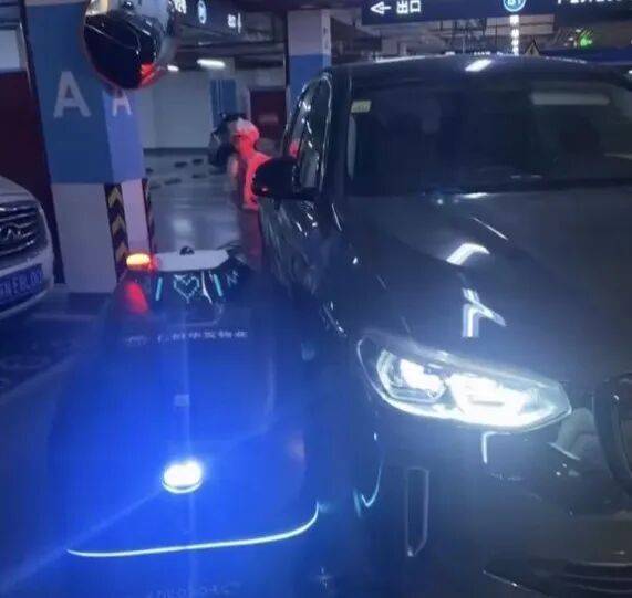 小区地库里出车祸<strong></p>
<p>虚拟币k线</strong>，女子惊呆了：对方竟然不是人！更糟心的是...