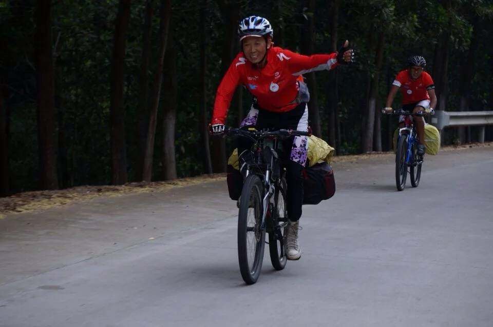 71岁奶奶获健美比赛冠军：被儿媳夸偶像<strong></p>
<p>正规虚拟币交易平台</strong>，无视“老了就在家等死”的言论