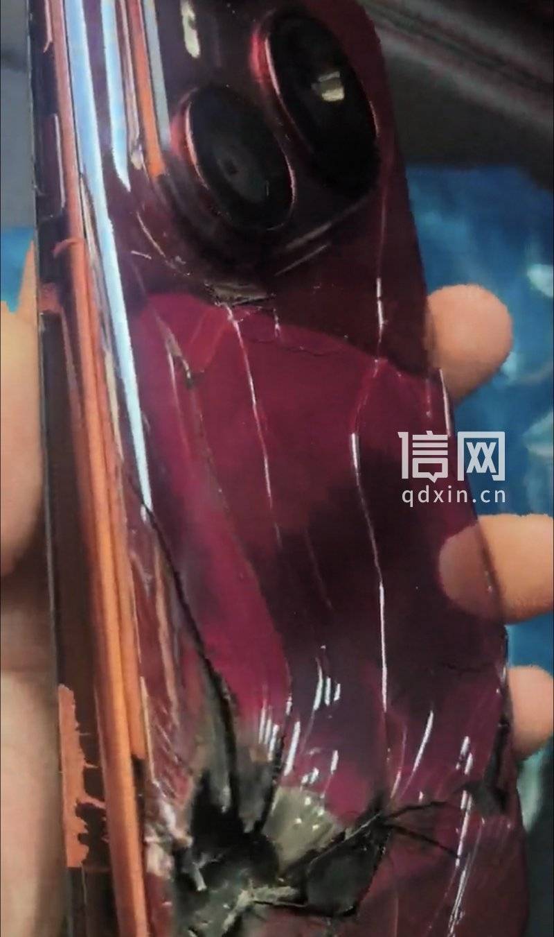 华为新手机充电时电池爆了 售后凭照片认定“外力所致”拒保 消费者：难道我买的是摔炮<strong></p>
<p>正规虚拟币交易平台</strong>？