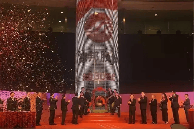 一代快运巨头退市<strong></p>
<p>银楼现货</strong>，彻底卖身京东：传奇落幕背后，物流行业又要变天了